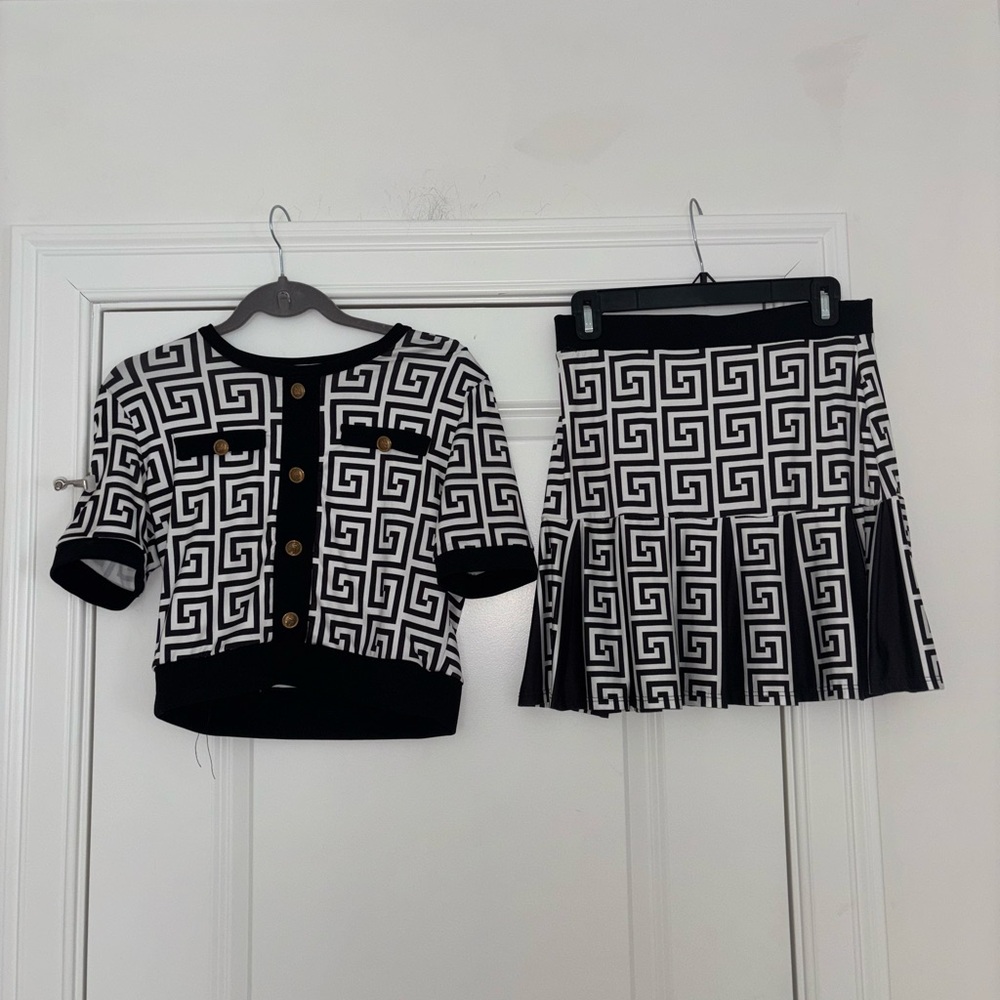Black & White Geometric Skirt Set - Picture 3 of 10